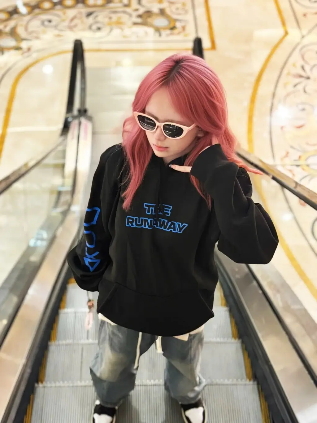 Áo Hoodie Local Brand:THERUNAWAY® PS5 Hoodie Nỉ Bông cho Nam/ Nữ - Ảnh 7